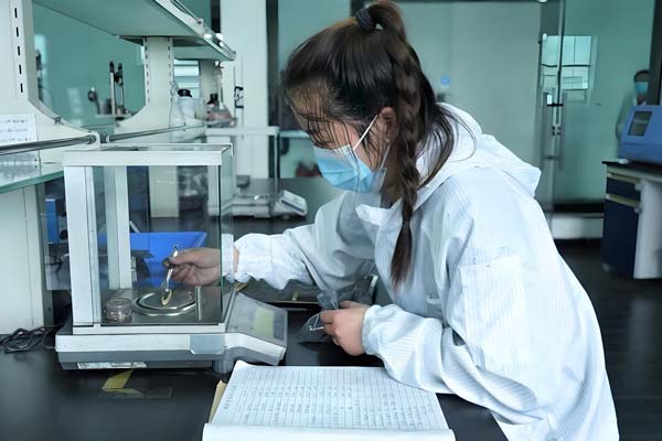 微析院所技术人员3