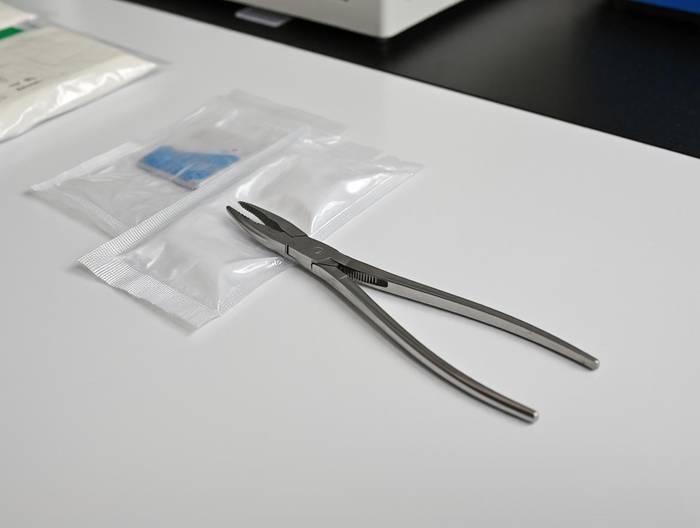 组织钳包装完整性测试需要遵循哪些行业标准？